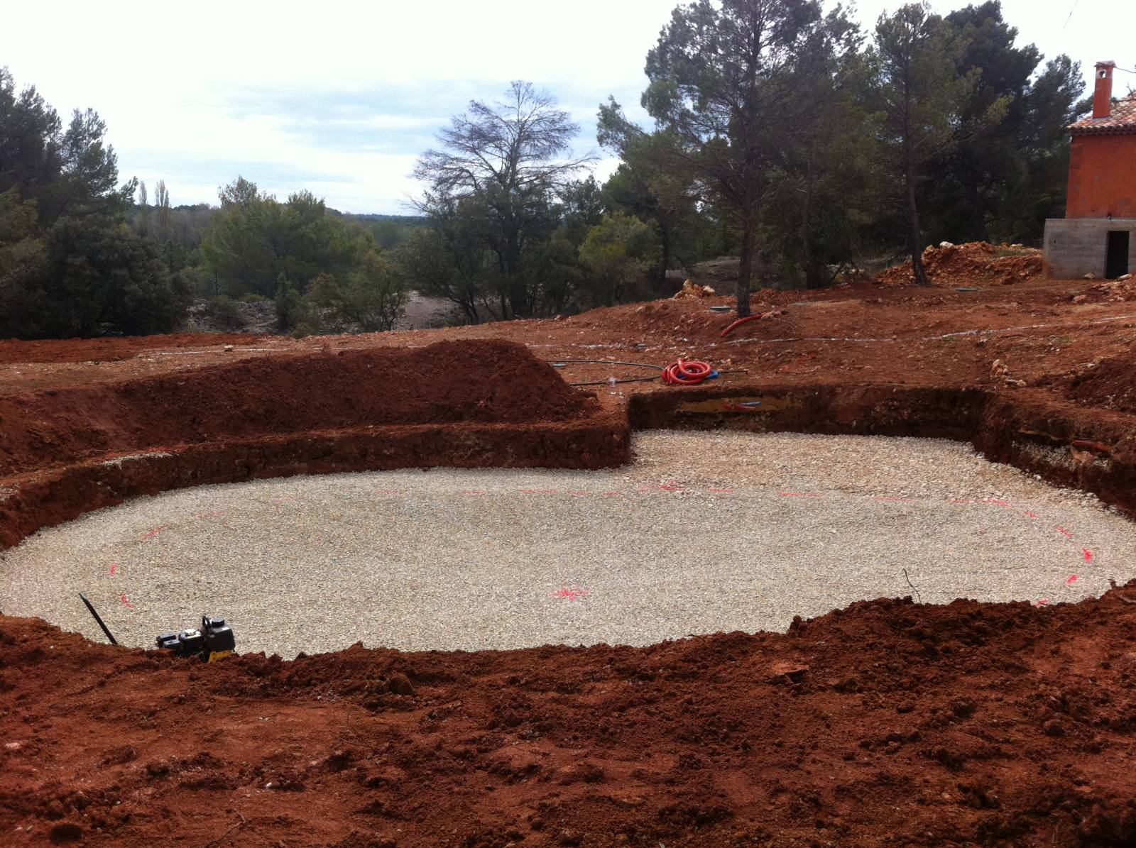 Décaissement pour piscine proche de Lorgues